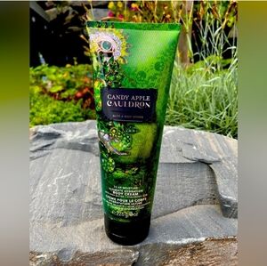 NEW Bath & Body Works Candy Apple Cauldron Moisturizing Body Cream